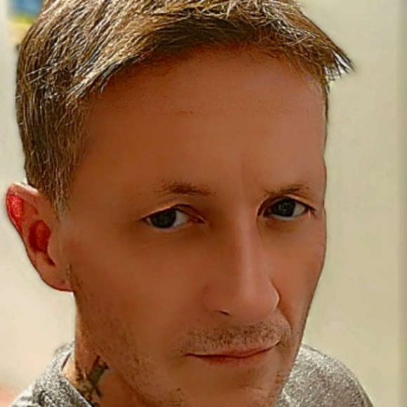 Meet your Posher, Ryan - Picture 4 of 4